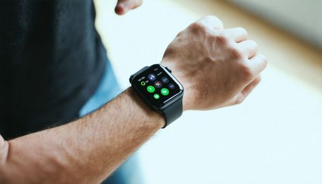 Akıllı Saatlerin Günlük Hayattaki Avantajları ve Kişisel Teknoloji Kullanımı